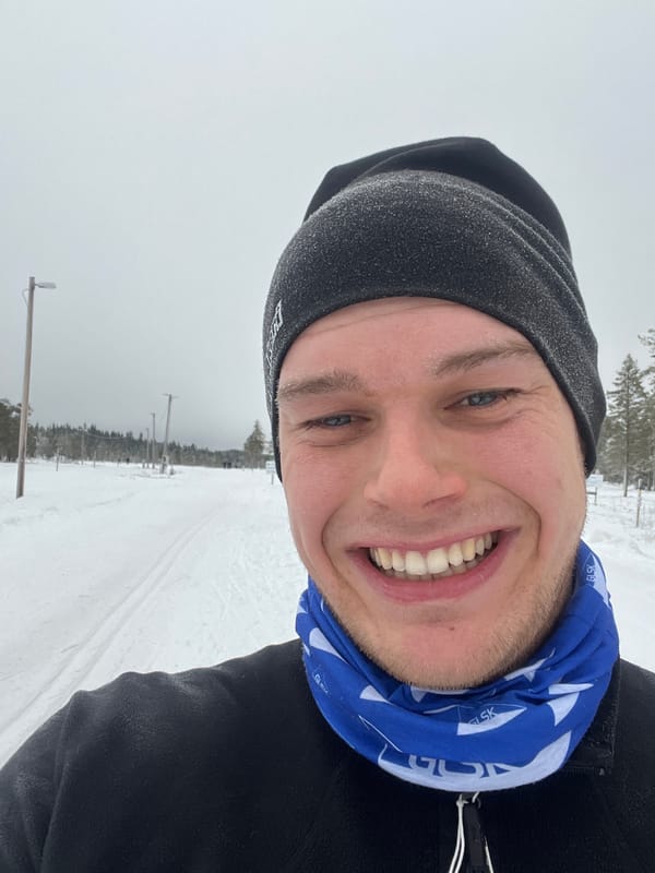 Selfie of Oskar Eggert at the cross-country ski tracks